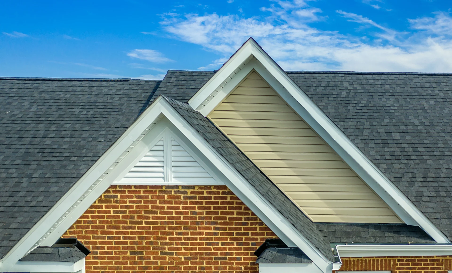 Does Your Lago Vista, TX Home’s Style Affect Your Roof Replacement?